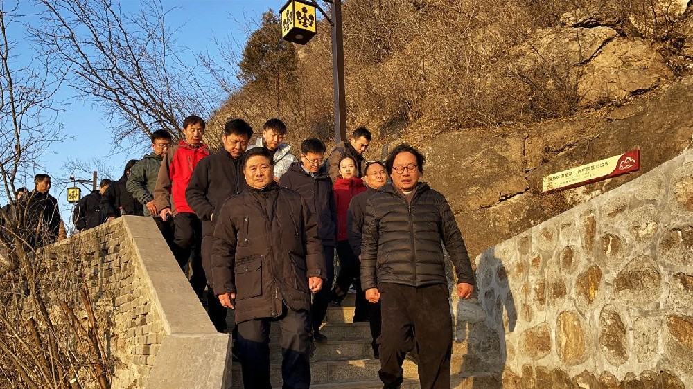 故宫“网红院长”单霁翔来响堂山了！他赞叹......