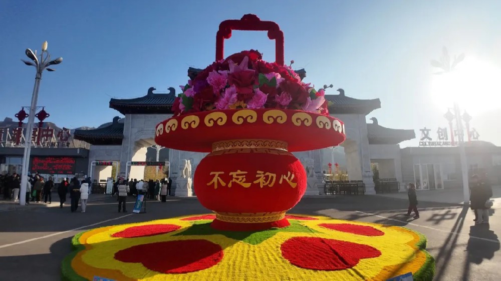错峰出游！避开人潮，畅享响堂山的深邃佛韵