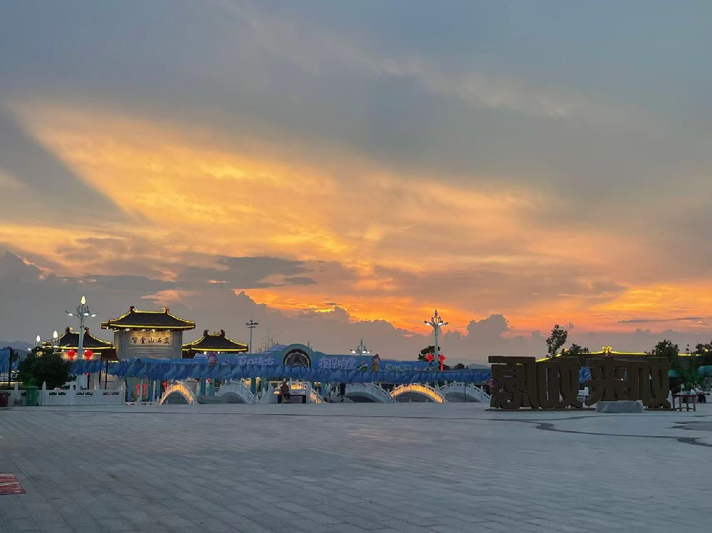 响堂山七夕特别篇｜神秘嘉宾已就位，千年石窟的浪漫，今夜只等你来